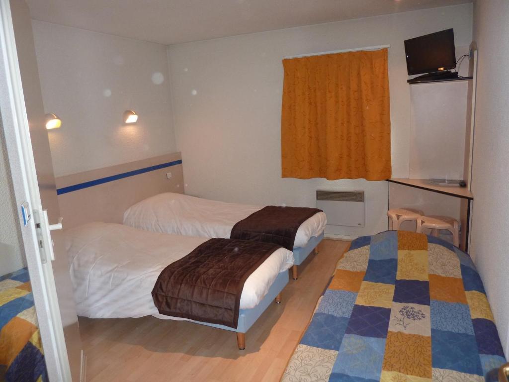 Lac'Hotel France Montréal La Cluse Oda fotoğraf